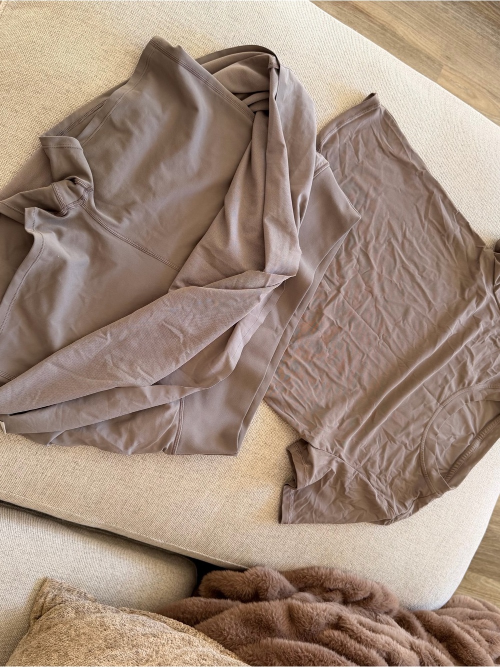 Vuori Gray Active Tennis Skort & Shirt - Picture 4 of 7
